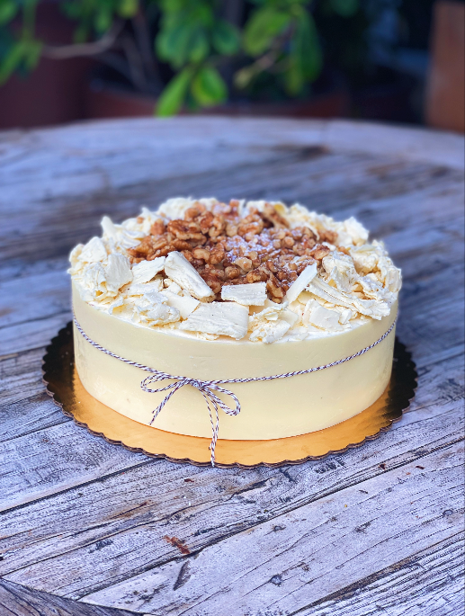 WALNUTS & DULCE DE LECHE CAKE